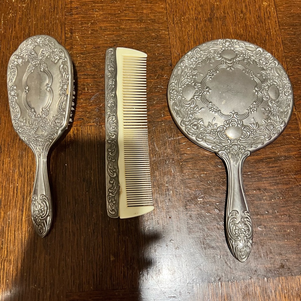 Vintage mirror, brush & comb
